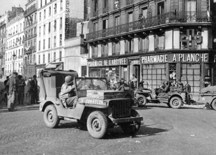 First US Jeeps in Paris, during the Liberation (August 1944)