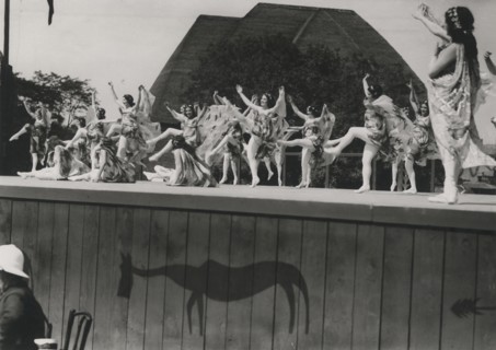Royal theatre of the Monnaie' s dancers in Brussels