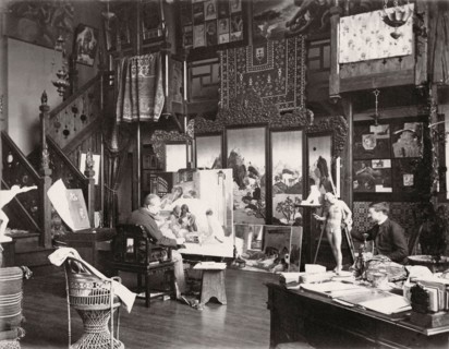 Jean-Jules-Antoine Lecomte du Nouÿ in his studio