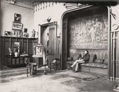 Albert Pierre Dawant dans son atelier