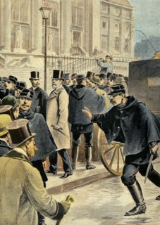 The Dreyfus Affair - Emile Zola entering the law court