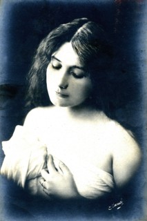 Cora LAPARCERIE
