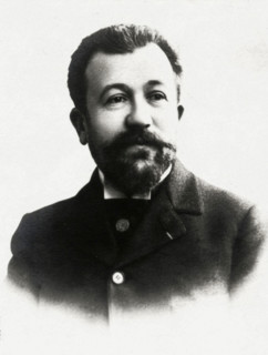 Henri Léon Émile Lavedan.