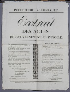 Affiche du gouvernement provisoire annonçant l'interdictions des armes de Bonaparte en France (1814)