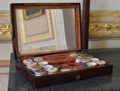 Nécessaire à fard