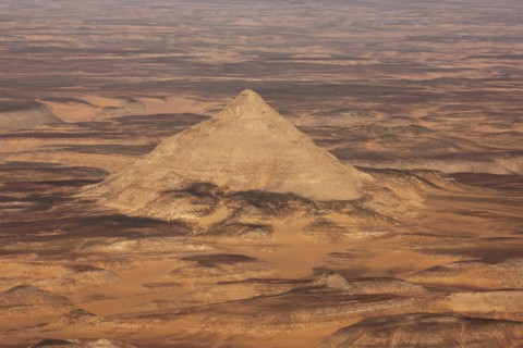 Désert entourant le lac Nasser, vue aérienne