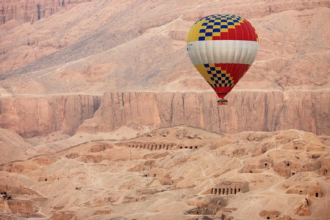 Montgolfières au-dessus de Louxor