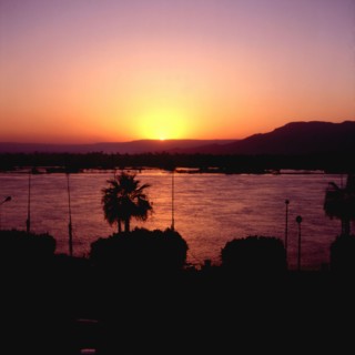 Louxor, Coucher de soleil sur la rive occidentale