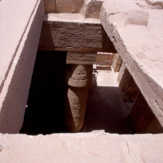 Gurnah, Temple of Seti I,  view from the roof of a column from the hypostyle hall
