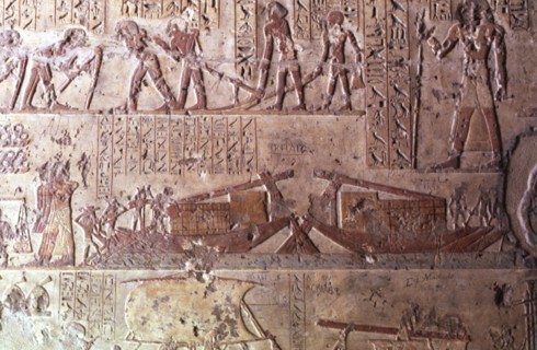 El Kab, Tomb of Paheri, Loading the barques