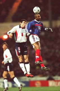 Nicolas Anelka et Martin Keown