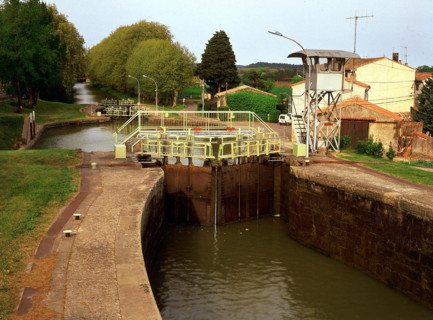 Carcassonne, Languedoc-Roussillon region (South of France), Fresquel lock