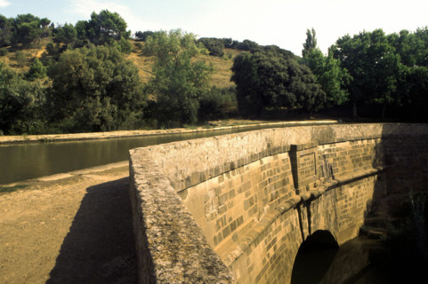 Paraza, Le Répudre bridge