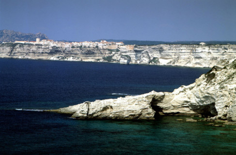 View of the former battery of artillery, Accore coast, towards Bonifacio