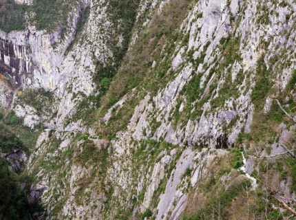 The Gorges d'Enfer and the La Mâture path, seen from La Mâture path