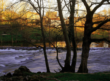 The Ouzilly mill seen from the opposite bank