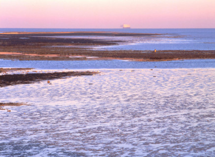 Vue de la côte nord en direction de la Passe aux Filles