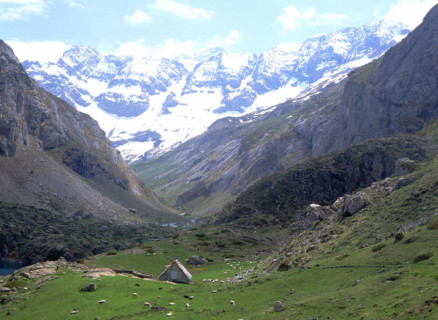 Cirque d'Estaubé vu de l'ouest du lac des Gloriettes