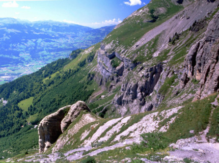 Vue du sentier de Praz-Coutant à Platé, au niveau de "la Tornache", en direction de En Bovie