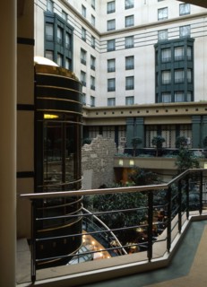 HOTEL RADISSON, COUR INTERIEURE, BRUXELLES, BELGIQUE