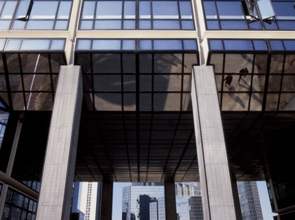 Quartier de la Défense, Courbevoie /  Maison de la Défense, architecte : Henri de la Fonta / 92