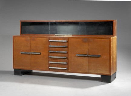 Jourdain, Sideboard