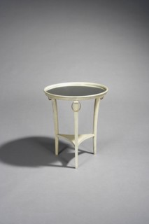 Arbus, Leather-covered guéridon
