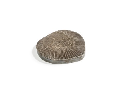 Line Vautrin, Poudrier "Feuille"