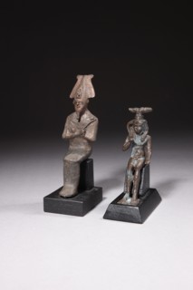 Statuette votive représentant le dieu Osiris