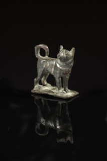 Figurine représentant un chien