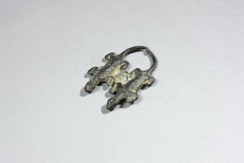 Figurine représentant deux lézards côte à côte
