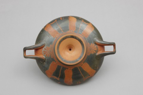 Kylix à figures rouges de l'entourage du Peintre de Penthésilée