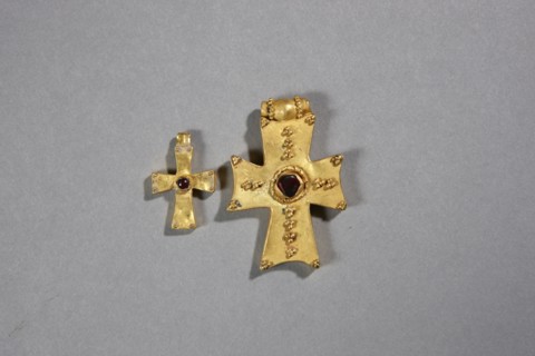 Croix-pendentifs byzantins