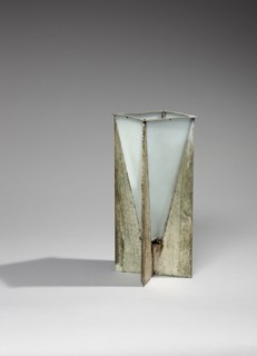 Manufacture Modernist, France  (ca 1930)
Modernist lamp with two crossed blades, with broken and