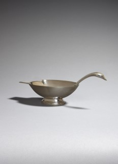Christian Fjerdingstad  (1891-1968) for Christofle. Swan-shaped sauce boat signed