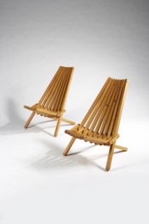 Deux fauteuils d'origine scandinave
