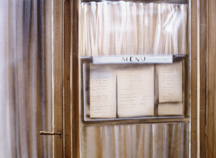 Décor peint. Façade de restaurant