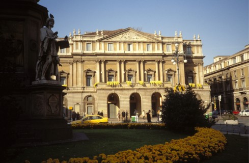 00/11/1992. LA SCALA DE MILAN