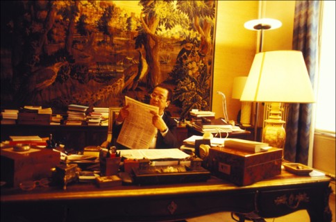 23/08/1994. JACQUES VERGES A SON BUREAU