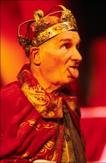 30/08/1994. TH.DE L'ATELIER: "LE ROI SE MEURT"