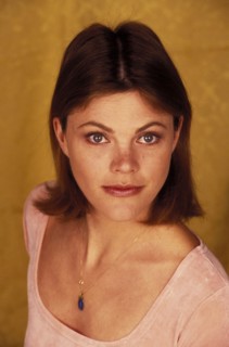 00/04/1995. STUDIO: ALEXANDRA KAZAN