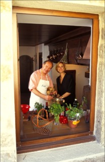 00/07/1996. MICHEL MONTIGNAC ET SA FEMME SUZY       AU DOMAINE DU MOULIN   *EXCLUSIF*