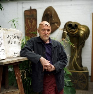 14/08/1998. BOUGIVAL: P. ALECHINSKY DS SON ATELIER