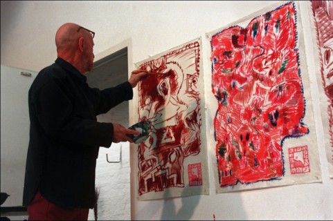 14/08/1998. BOUGIVAL: P. ALECHINSKY DS SON ATELIER