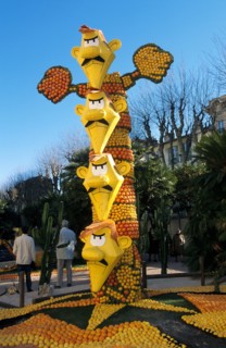 24/02/1999. FESTIVAL DU CITRON A MENTON, AUTOUR DU  THEME DE LUCKY LUKE