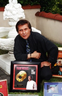 25/05/1999. FRANK MICHAEL, CHANTEUR