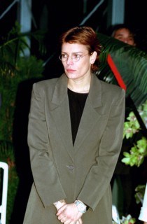 MONTE CARLO. 07/12/99. THE ROYAL FAMILY OF MONACO UNVEILS THE NEW STATION