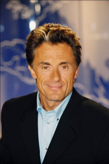 07/09/2000. G.HOLTZ PRESENTE JT 13H00 SR FRANCE 2