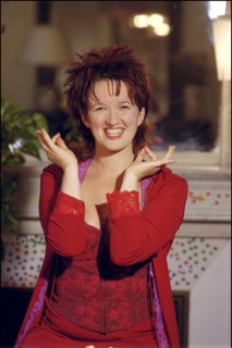 10/00/2000.  Anne Roumanoff, close up.