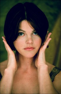 00/09/2000. STUDIO: ALEXANDRA KAZAN    **EXCLUSIF**